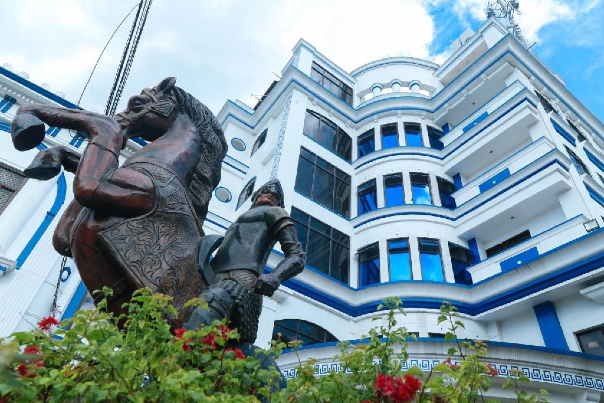 Hotel Reddoorz @ Castle Chateau 3*
